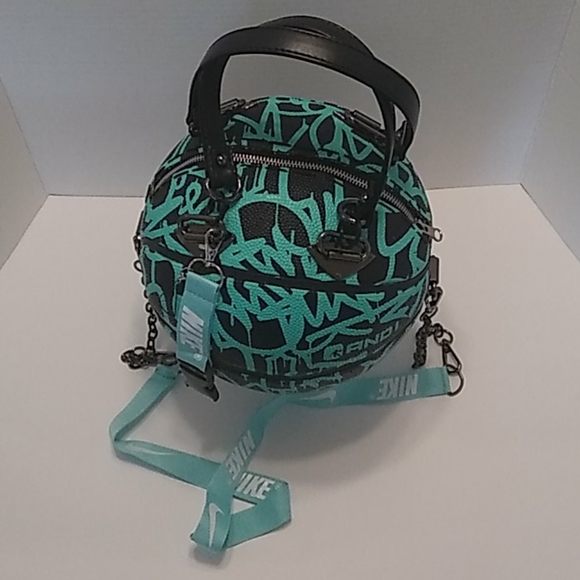NWT HANDMADE Graffiti And1 Black&Mint Basketball Purse 🏀 - Picture 9 of 16